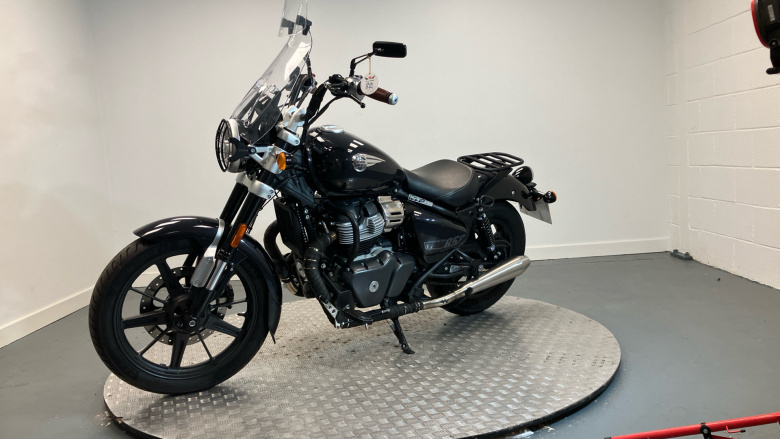 Royal Enfield Super Meteor 650 Celestial (23MY)